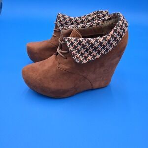 Wild‎ Diva Women Platform Lace-Up Booties Brown Size 11